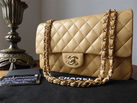 chanel medium flap bag beige